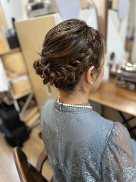 ロカット サロン(Roquat Salon) サイドアップヘアセット【立川/立川南/バイカルテ/袴/立川】