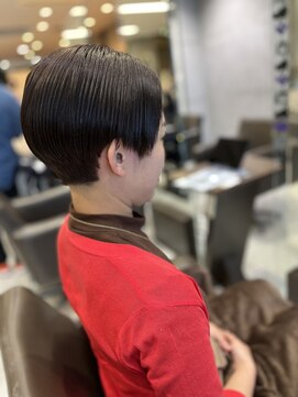 ヘアールーム プリズム(Hair room Prism) 大人ハンサムショート