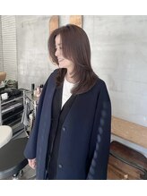 王道大人気！【ミディアム】×【レイヤー】のスペシャルタッグで小顔効果を♪