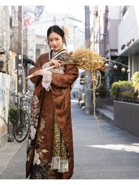 やま屋 新作振袖入荷！試着者求む！