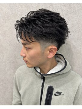 ジェイドゼロウィズアクロス(JADE -zero- with AKROS) フェザーパーマ