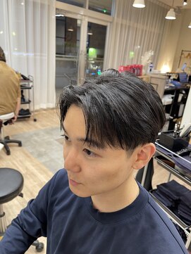 ブルジョン(Bourgeon) 【センターパート】