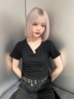 アルーシェウィズスカイ 原宿(Alushe with Sky)&nbsp;ホワイトブロンド/ホワイトカラー/ダブルカラー/ケアブリーチ