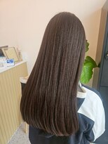 アム(am)&nbsp;グレージュ切りっぱなしボブ前髪ありミニボブミルクティベージュ