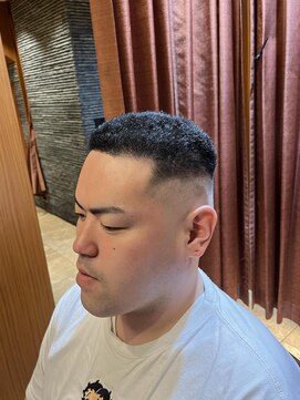 ヘアモード キクチ 銀座店 銀座　理容室　スキンフェード　パンチパーマ