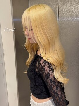 ベレーザ 渋谷(BELEZA) 15758抜きっぱなしブリーチ金髪レイヤーロングホワイトブロンド