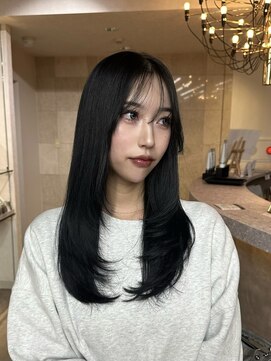 ソワンドブレスセルン 心斎橋(soin de brace cerne) ブルーブラック/暗髪/艶髪/レイヤーカット/心斎橋