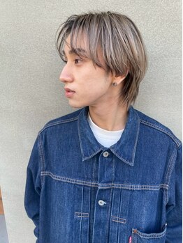 パブリックヘアー ニコ(PUBLIC HAIR NICO)の写真/メンズカット+カラー+眉で清潔感と個性を両立。落ち着いた雰囲気が、お洒落を楽しみたい男性に人気☆