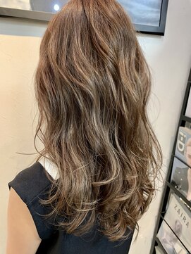 ペネロープ(Penelope) 【新宿ペネロープ】ハイライト×ナチュラルベージュ　担当 RYO