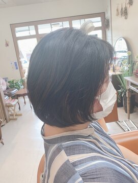 アンジェヘア(Ange-hair) 重めレイヤースタイル