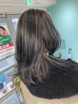 リーホリエ(Lee Horie)&nbsp;【高木】お洒落な見せるハイライトカラー◎