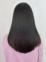 アイティーバイアルバム 下北沢店(IT by ALBUM)&nbsp;髪質改善ロング_斜めバンググレージュカラーシルキー_ba441181