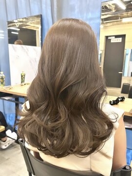 アリュウル 表参道(ALLURE) 柔らかい明るめミルクベージュ◎ KAKO