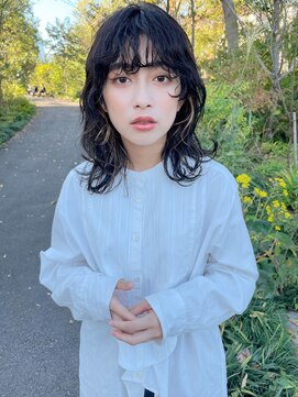 トイロ 中目黒(Toiro) ブリーチパーマ/ウルフパーマ/くるくるパーマ【大毛亮佑】