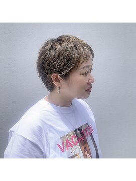 ファヴォリ(favori) 【favori自由が丘】ハイトーンベリーショート