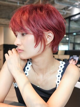 シオン(shion) 似合わせカット刈り上げボブフェザーショート_F40251