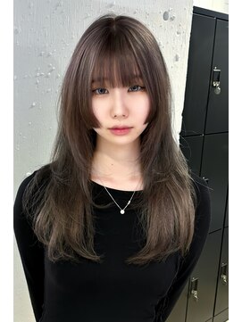 アマトウキョウ アユンチェ(AMA TOKYO×AYUNCHE) ラベンダーグレージュ×姫カットウルフレイヤー