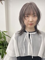 丸みウルフシルエット　レイヤーカットグレージュ　渋谷　表参道