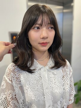 ソピ バイ インビテーション(sopi by invitation) 小顔カット/くびれミディアム/オリーブヘア/＊