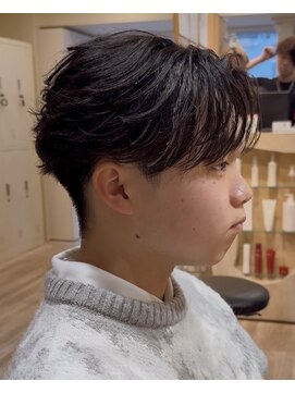 ルースト 渋谷店(ROOST) MEN’S/サーフカール/刈り上げセンターパート/髪質改善/渋谷