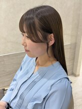 顔周りで変わる、垢抜けヘア