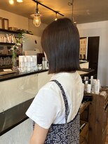 アンフルール(Un Fleur)&nbsp;艶感グレージュ×パツッとボブ