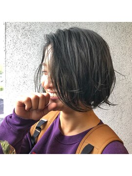 アンフェインド02(UNFEIGNED 02) クラゲヘアー/小顔に見せるヘア/ココアベージュ/伏見/栄