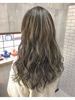 ルーナヘアー(LUNA hair)&nbsp;『京都 ルーナ』コントラストハイライト×グレージュ【草木】