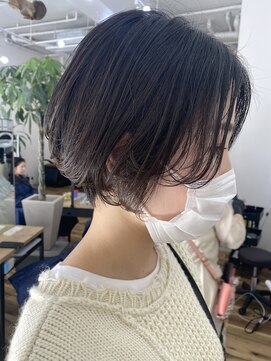 グリーン(green) 黒髪でも似合うショートボブ! bymisaki