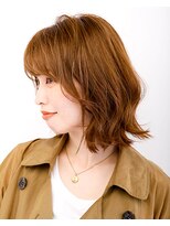 タヤ 府中店(TAYA)&nbsp;20代シースルーバングハイライトオリーブカラーショートボブ