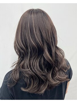 イース バイ アンブルリュクス 北千住(Ease by amble luxe) 大人ハイライト