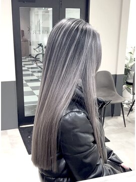 シエラ 心斎橋(CIERA.) CIERA.ホワイトバレイヤージュ