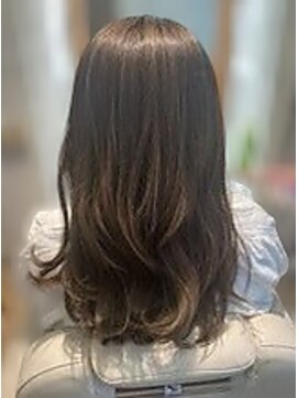 ニニィ(Ninny) ナチュラルロング30代、40代、50代