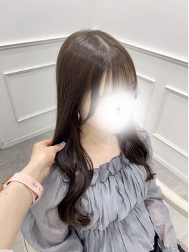 リルミー(Lilme) ブリーチなしで透明感たっぷりなオリーブベージュ*新井