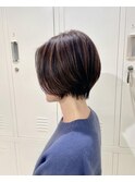 エモーハイライト×大人ショート×前髪なし×30代40代
