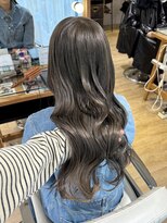 ネオリーブ チロル 横浜西口店(Neolive CiroL.)&nbsp;ワンブリーチで作るオリーブベージュ　ケアブリーチ　ロング