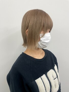 ヴィンスジオ 岐阜駅南(vince gio) ミルクティーベージュ/ブリーチ2回/ハイトーン/ボブ