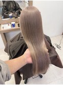 夏のイメチェンに！透明感あふれる【ハイトーンカラー】