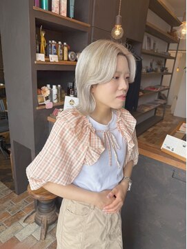 ベランダ(veranda) ホワイトベージュ