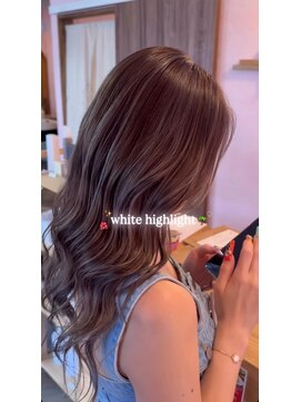 メロメロウ(Melo mellow) ギャル必見！ホワイトハイライトカラー