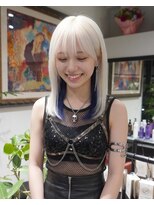 グッドフェローズ キタホリエ(GoodFellas kitahorie) 透明感ホワイトブリーチ×ネイビーインナーカラーレイヤー艶感