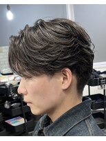キングオブヘア バイ ノイズ 梅田茶屋町店(KING of hair by NOISM)&nbsp;短髪アップバングスタイル/スキンフェード/ラインアート