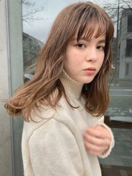 ブランド(BLANDO) ミディアムパーマ　外国人風カラー　小顔カット　スロウカラー