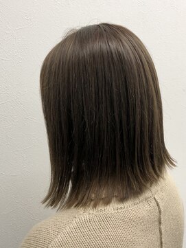 ソイルアヴェダ(Soil AVEDA) ぷつっと切りっぱなしボブ