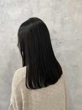 ユイテ 新河岸店(yuite) セミロング・暗髪透明感グレージュ