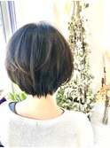 カジュアルなショートボブ