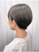 アッシュグレー/耳かけショート  北千住 北千住西口