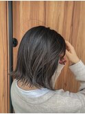 落ち着き感のあるアッシュグレージュ×外ハネボブ