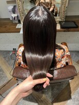 ムーン(moon)&nbsp;＃グレージュカラー＃シルキーベージュ＃斜めバング