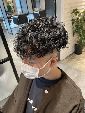 アース 大泉学園店(EARTH) フェード×スペインカール、スパイラルパーマ